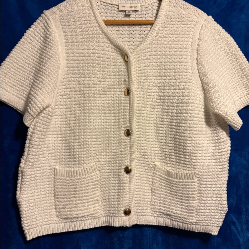 Chic White Knit Cardigan with Button Detail